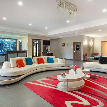 Best Western Plus Pleasanton Hotel Ngoại thất bức ảnh