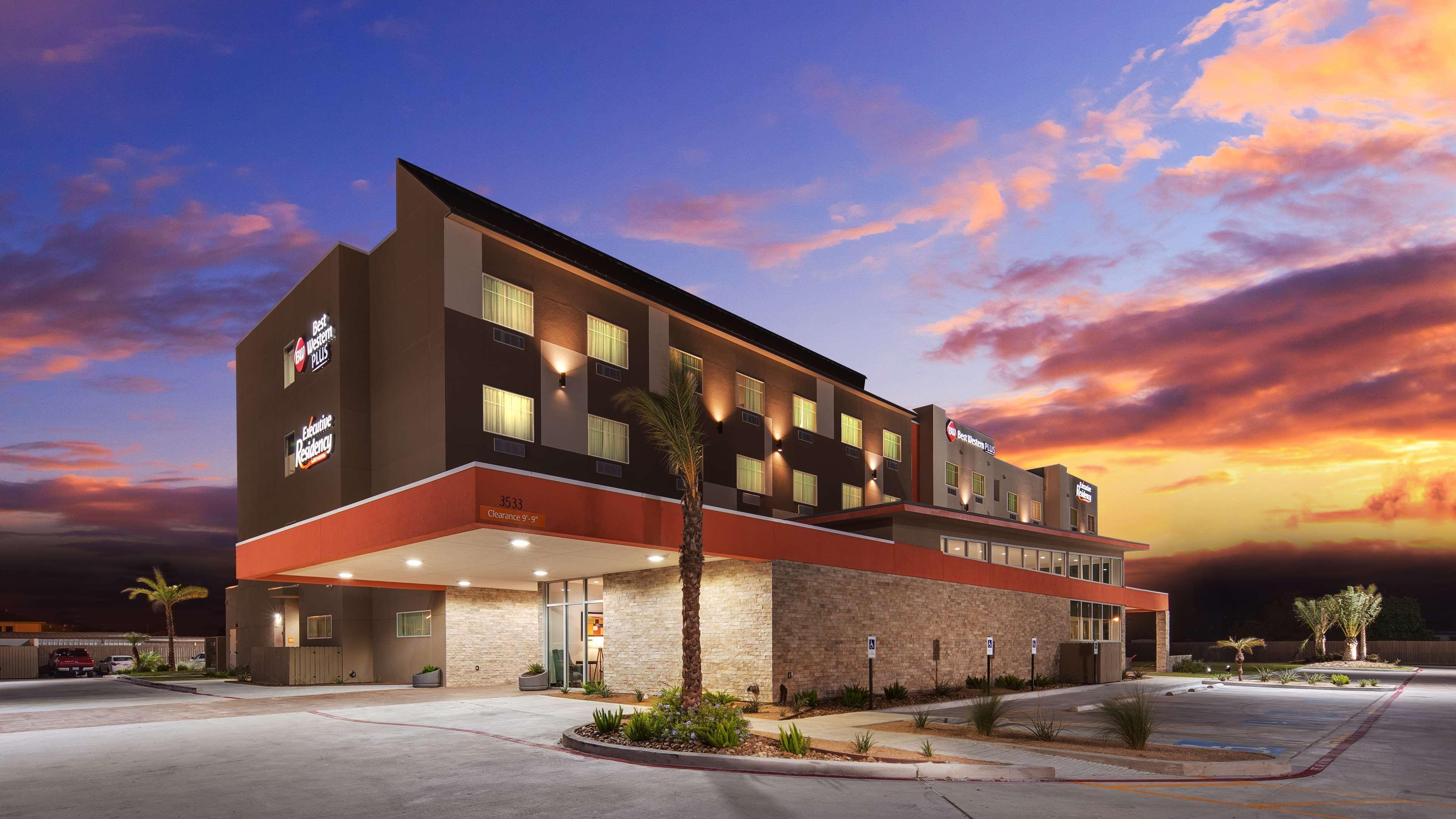 Best Western Plus Pleasanton Hotel Ngoại thất bức ảnh