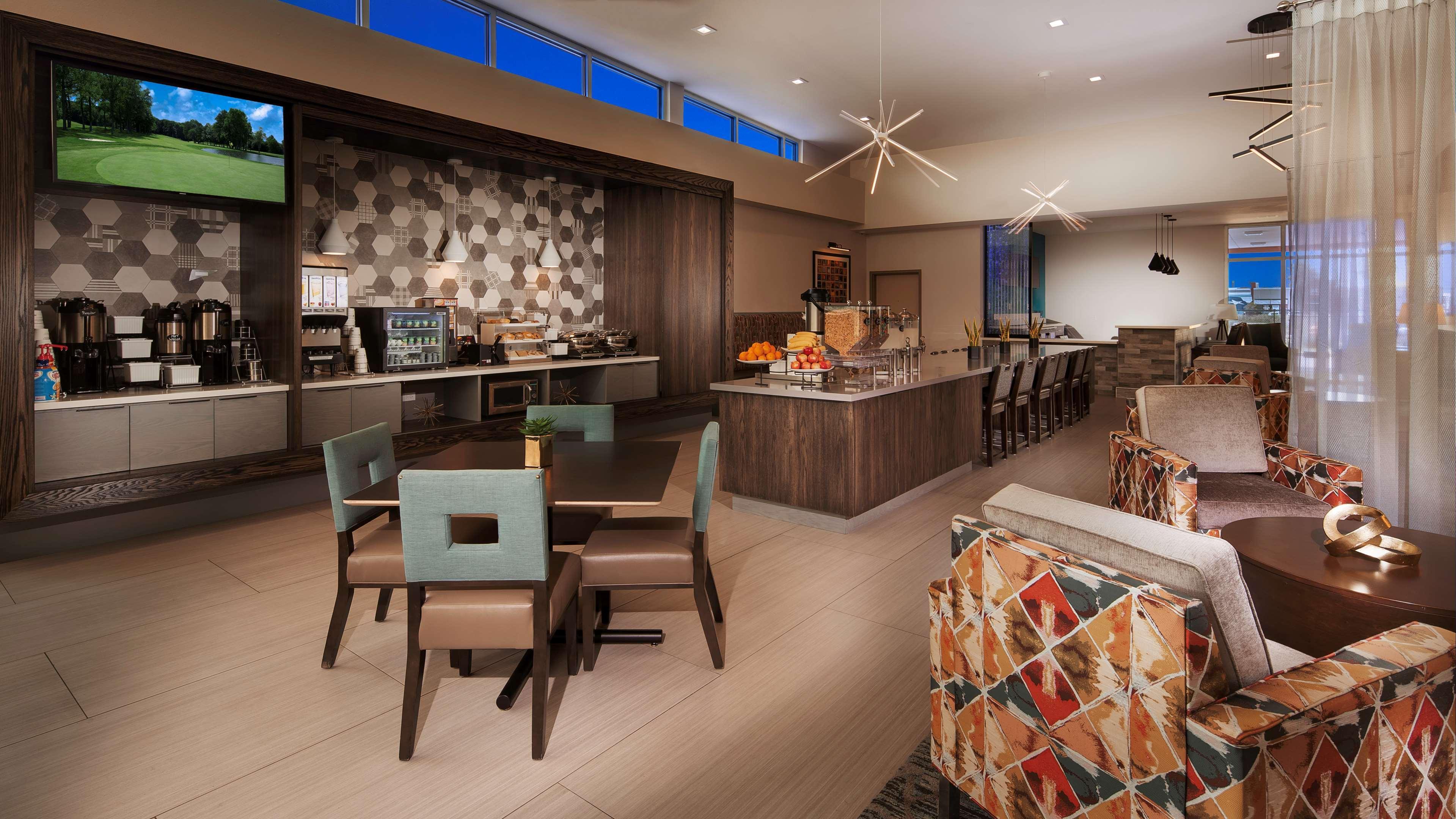 Best Western Plus Pleasanton Hotel Ngoại thất bức ảnh